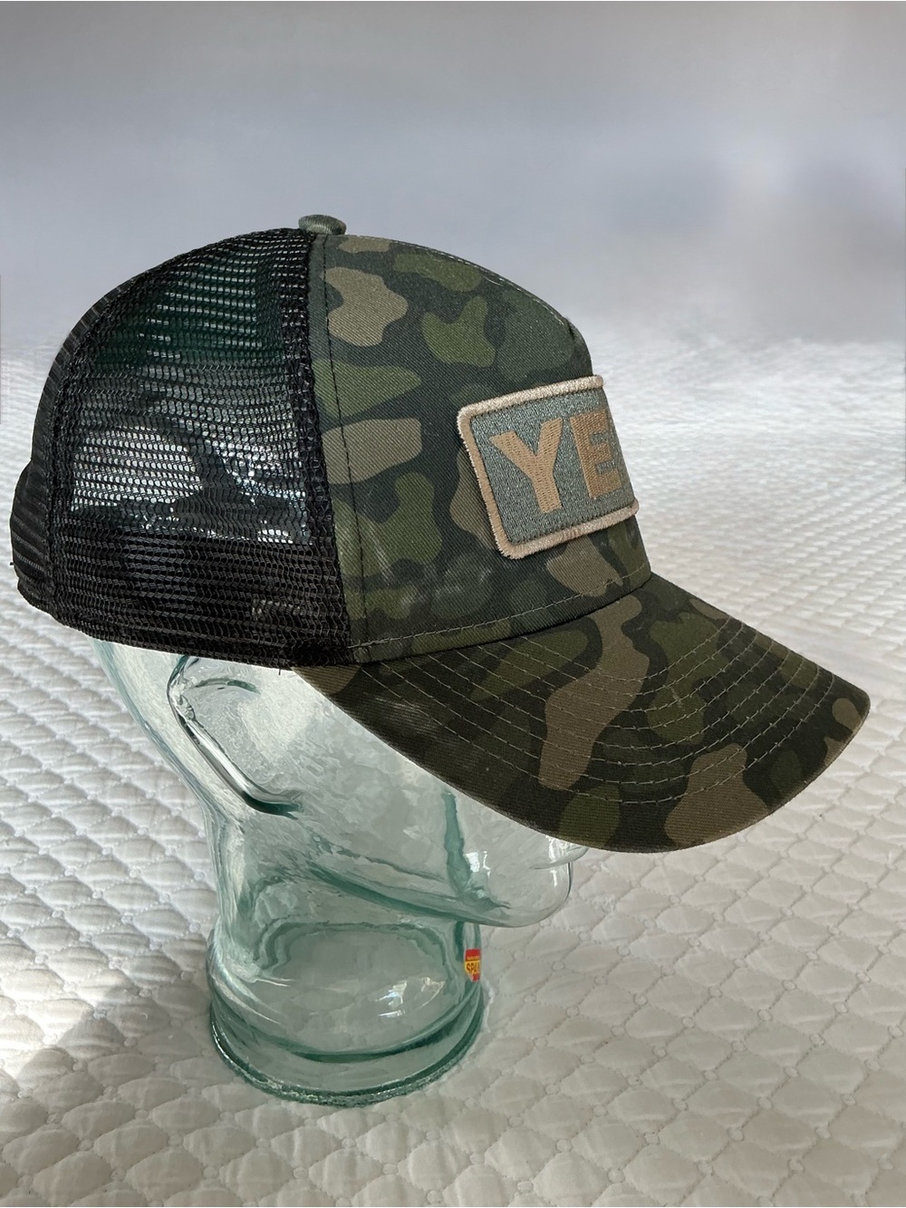 Yeti Logo Men’s Green Camo Trucker Hat